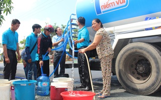 Đảm bảo cấp nước cho sản xuất, sinh hoạt của người dân