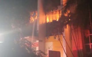 Cháy lớn ở tòa nhà PV Oil Thanh Hóa, 1 nạn nhân nữ tử vong do ngạt khí
