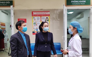 Nữ bác sĩ BV Bạch Mai những ngày bị cách ly: Trào nước mắt khi nghe con gọi mẹ