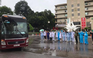 BV Bạch Mai vận chuyển miễn phí gần 400 bệnh nhân và người nhà về các tỉnh, thành phố