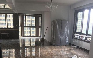 Chồng cải tạo phòng tân hôn rộng 120m2, hàng xóm nhìn vào thốt lên kinh hãi "nhà ma ám"