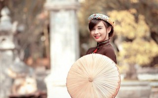 Chiếc nón quai thao của phụ nữ Việt