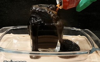 Sởn da gà với thí nghiệm về cách dạ dày ‘xử lý’ coca