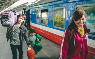 Từ 30/9, nhắn tin lấy số thứ tự mua vé tàu Tết 2019 tại ga Sài Gòn 