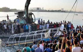 22 học sinh chết đuối vì lật thuyền trên sông Nile