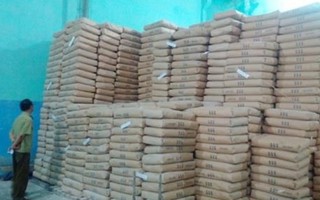 Phát hiện hơn 140 tấn bột mì hết date chuẩn bị tuồn ra thị trường