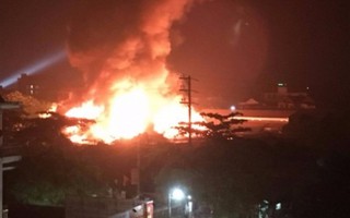 Cháy chợ lớn nhất ở Hương Khê: 130 ki-ốt thành tro bụi
