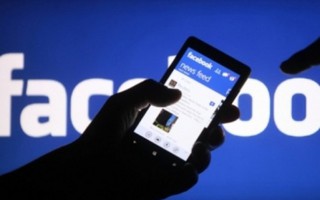 Bị phạt vì nghe kể chuyện bắt cóc rồi đưa lên facebook