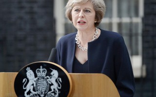 Chính phủ của bà Theresa May đứng trước nguy cơ sụp đổ vì Brexit