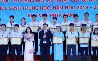 Phụ huynh không phục kết quả cuộc thi Khoa học kĩ thuật, Bộ Giáo dục khẳng định phù hợp