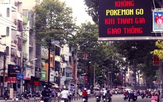 TPHCM cảnh báo không chơi Pokémon Go khi tham gia giao thông