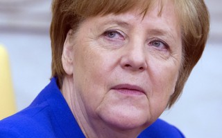 Thủ tướng Đức sẽ rời vị trí Chủ tịch đảng Liên minh Dân chủ Cơ đốc giáo