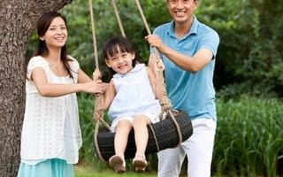 8 cách đơn giản giúp cha mẹ học cách yêu con