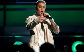 Bieber đại thắng trong lễ trao giải MTV EMA 2016