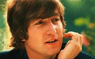 John Lennon và tuổi thơ nhiều biến cố với 2 người mẹ