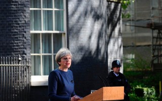 Nữ Thủ tướng Anh kêu gọi tổng tuyển cử trước thời hạn