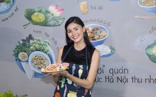 Hoa hậu châu Á Kim Nguyên vào bếp làm 'món tủ' chân gà muối 
