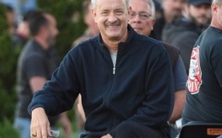 Tom Hanks vào cuộc đua giành Oscar 2017