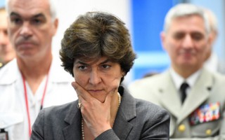 Bộ trưởng Quốc phòng Pháp từ chức sau 1 tháng nắm quyền