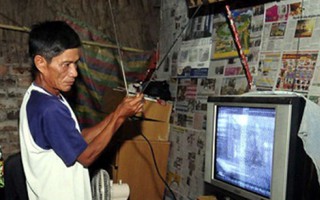 Hộ nghèo có thể được tỉnh hỗ trợ mua tivi