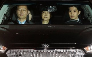 Cựu Tổng thống Park Geun-hye bị bắt giam
