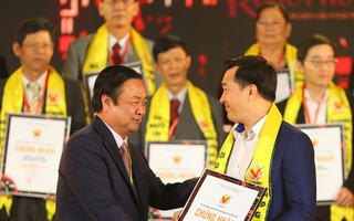 Vinamilk năm thứ 23 liên tiếp nhận giải thưởng Hàng Việt Nam chất lượng cao