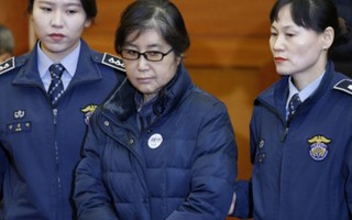 Bạn thân của cựu Tổng thống Park Geun-hye bị phạt 20 năm tù