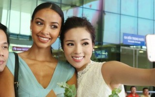Kỳ Duyên selfie cùng Hoa hậu Pháp Flora Coquerel