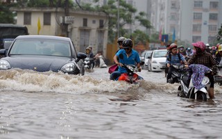 Thủ đô Hà Nội có mưa rào và dông, nhiệt độ cao nhất 33 độ C