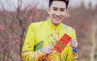 Quang Hà khoe bộ áo dài xuân trị giá 500 triệu đồng trên cánh đồng hoa