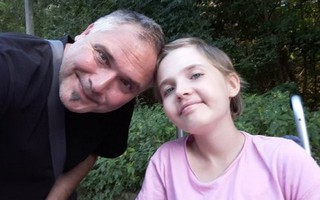 Người cha viết blog tặng con gái bị ung thư