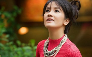 Diva Hồng Nhung khuyên chị em giữ vẻ đẹp tươi trẻ