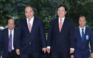 Thủ tướng Nguyễn Xuân Phúc: Đẩy mạnh ngoại giao kinh tế và lấy doanh nghiệp làm trung tâm