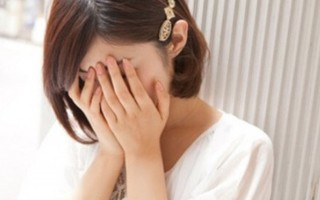 Nước mắt người phụ nữ hiếm muộn vì phá thai nhiều lần