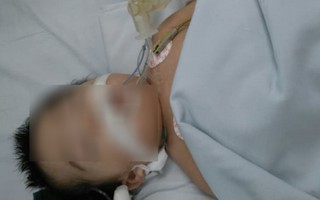 Vụ tiêm nhầm ở bệnh viện Đông Anh: Bé gái đã tử vong