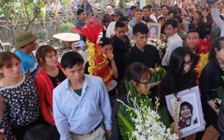 Vụ bé Nhật Linh bị sát hại: "Cần lắm những chữ ký của cộng đồng"