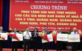 Phó Chủ tịch nước Đặng Thị Ngọc Thịnh trao tặng 500 nhà tình nghĩa