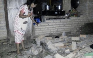 Nhân chứng kinh hoàng nhớ lại lúc xảy ra động đất sóng thần ở Indonesia