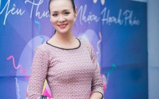 Hoa hậu Trần Bảo Ngọc tặng áo dài cho Mottainai