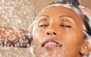 10 thói quen khi tắm phải từ bỏ ngay