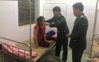 Bộ đội Biên phòng kịp thời cứu sống một phụ nữ ăn lá ngón tự tử