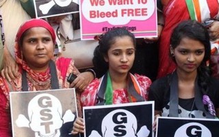 Ấn Độ bỏ thuế đối với băng vệ sinh, tăng quyền tiếp cận giáo dục cho phụ nữ
