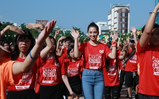 Hoa hậu Tiểu Vy cùng 'Nhảy! Vì sự tử tế'