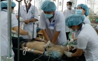 Một chiến sĩ công an nguy cơ phơi nhiễm HIV trong vụ tai nạn ở Kon Tum