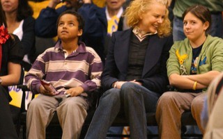 Lý do Nicole Kidman "ngó lơ" con nuôi tại Lễ trao giải Quả Cầu Vàng