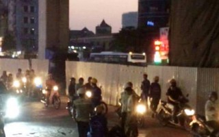 Công nhân thi công đường sắt Cát Linh-Hà Đông rơi bất tỉnh