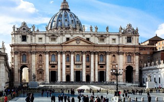 Tòa thánh Vatican lên án các vụ lạm dụng tình dục trong Giáo hội Mỹ