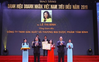 Tổng Giám đốc Dược phẩm Tâm Bình được vinh danh Doanh nhân Việt Nam tiêu biểu 2019