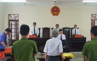 Bị cáo Nguyễn Khắc Thủy bị tuyên 18 tháng tù cho hưởng án treo