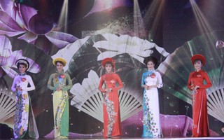 Thí sinh Miss Photo 2017 lộng lẫy với áo dài của NTK Việt Hùng